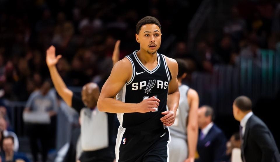 img, 也是一个好