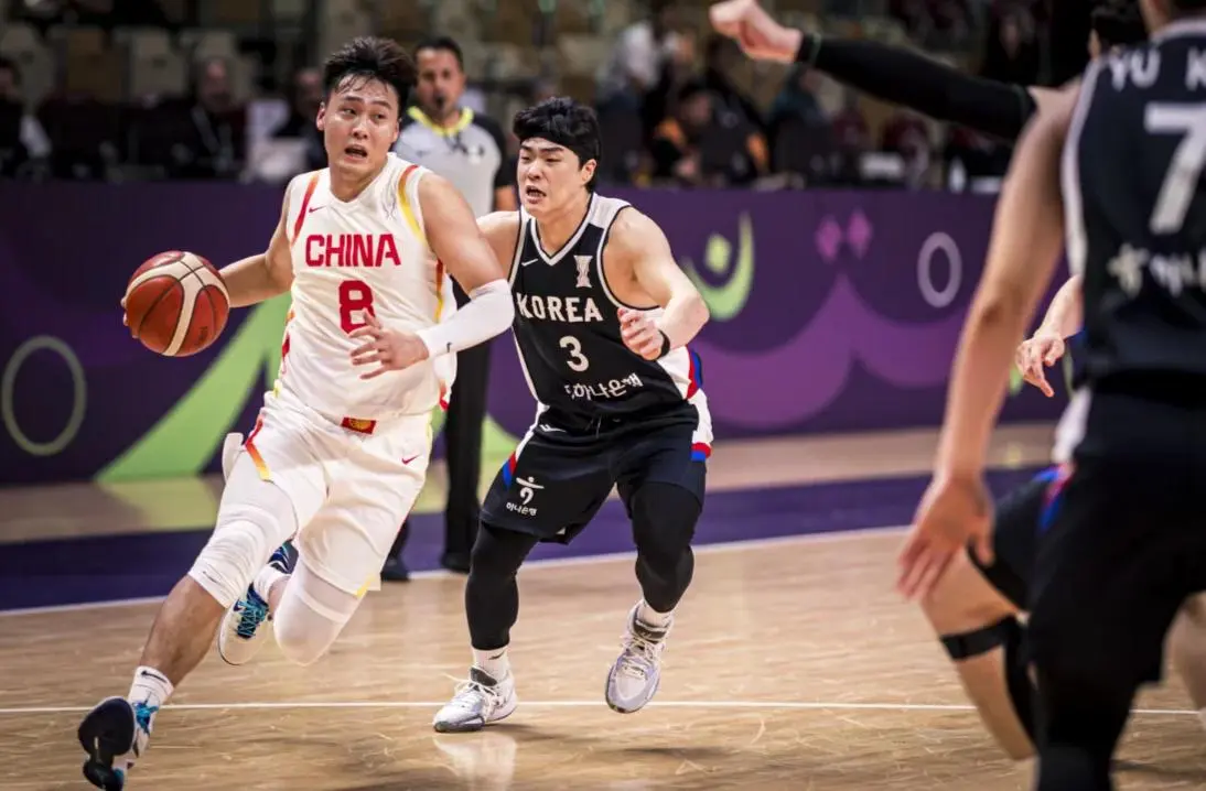 篮板, 拿到, 靠胡金秋和