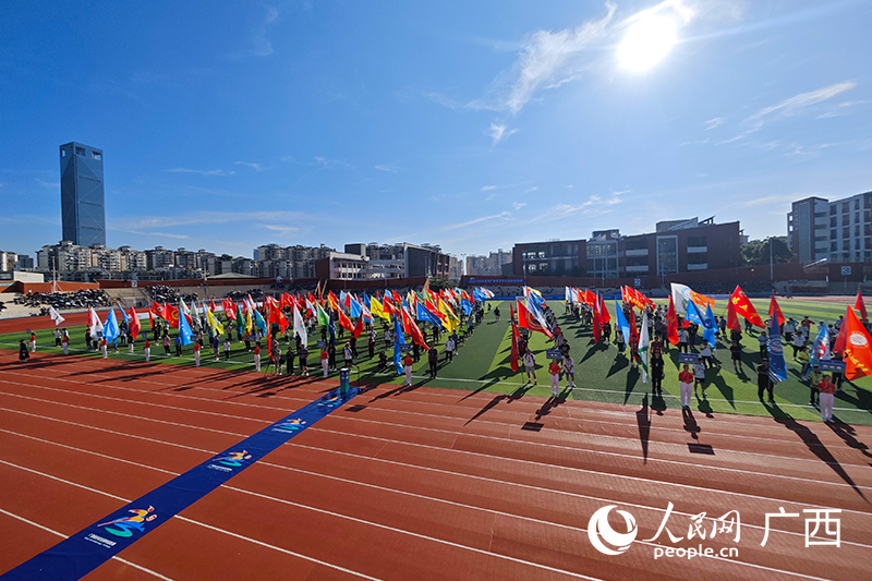 所高中组队, 人民网, 设男子初中
