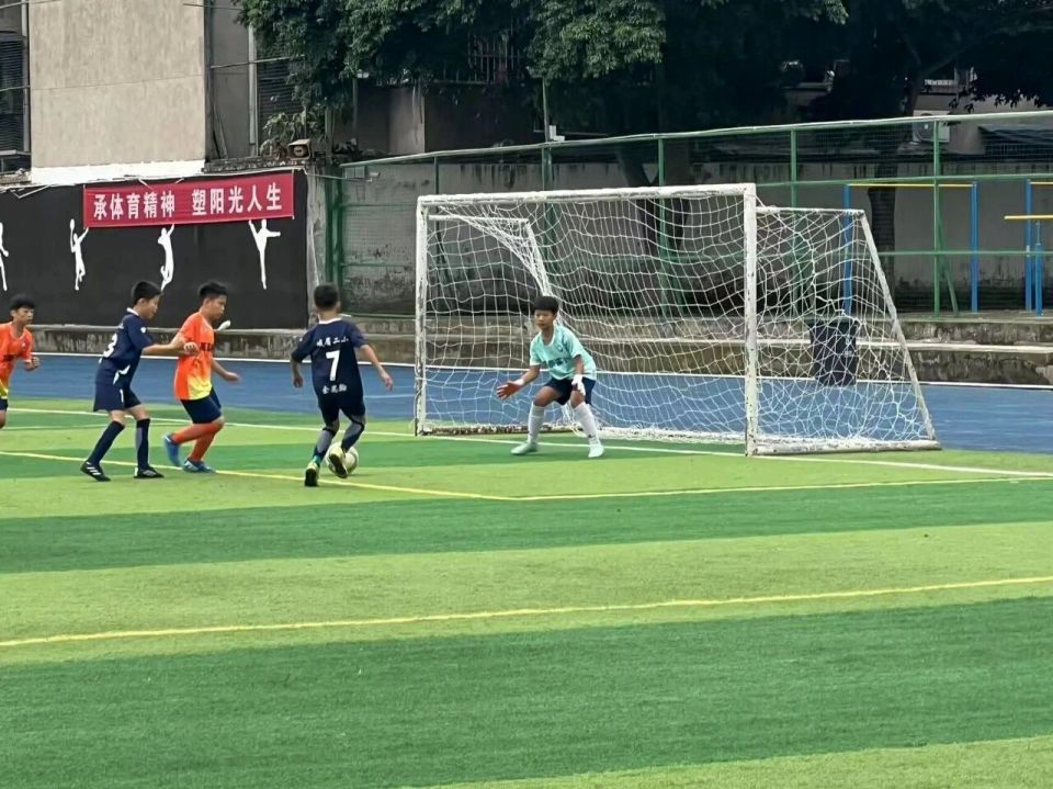 zVrq, AA, 此次卫冕 zVrq, AA, 此次卫冕